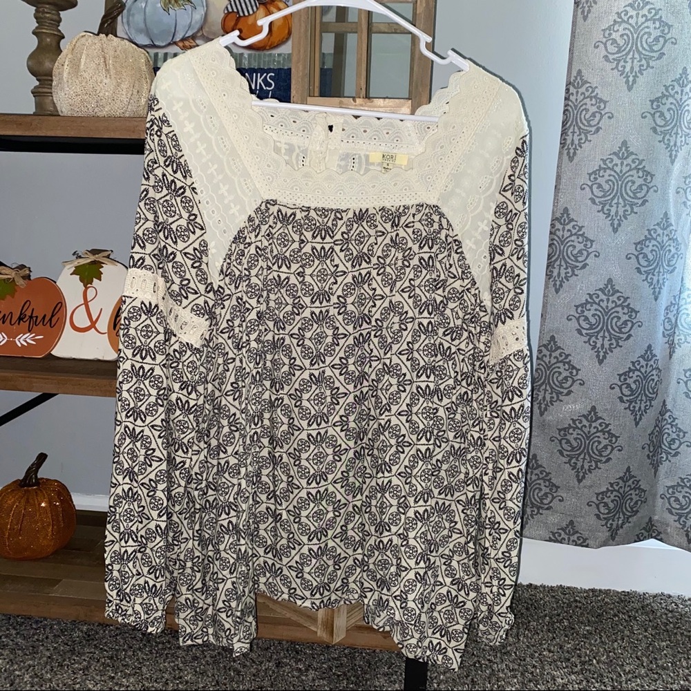 Boutique Blouse